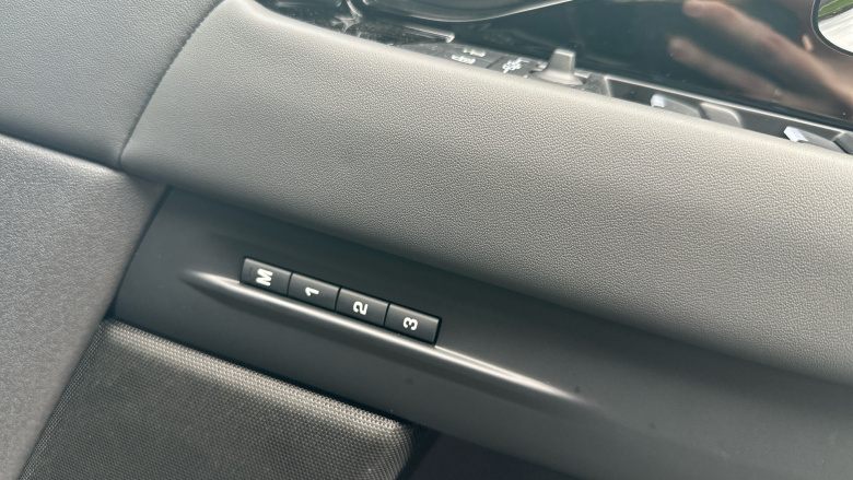 Land Rover Range Rover Evoque 2.0 D200 Dynamic HSE 5dr Auto Diesel Hatchback